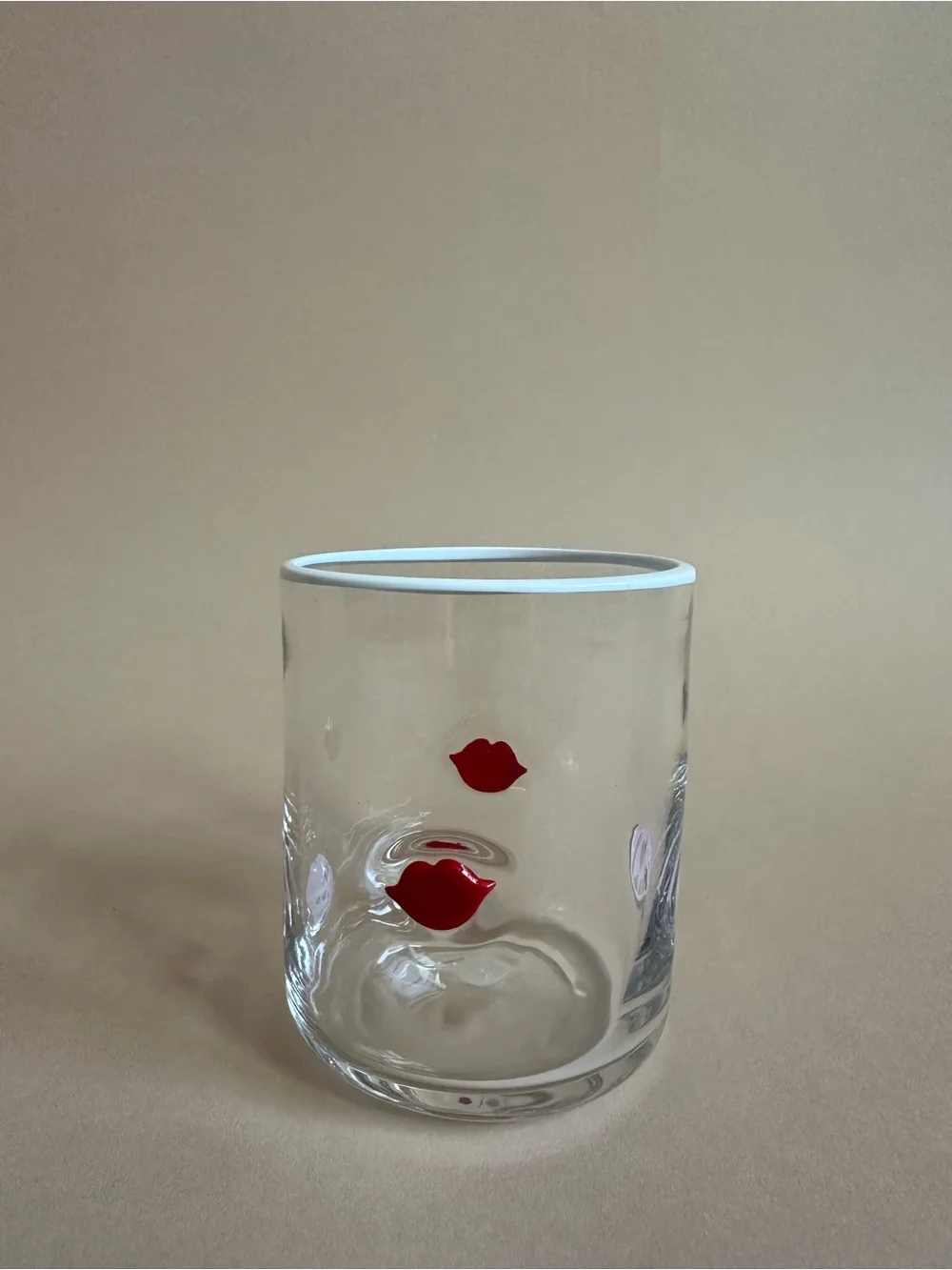 Anthropologie Icon Juice Glass Valentine Collection Set of 3 - Lips and 2 Hearts